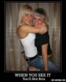 /album/imagens-dm/girls-hugging-65988-jpg/